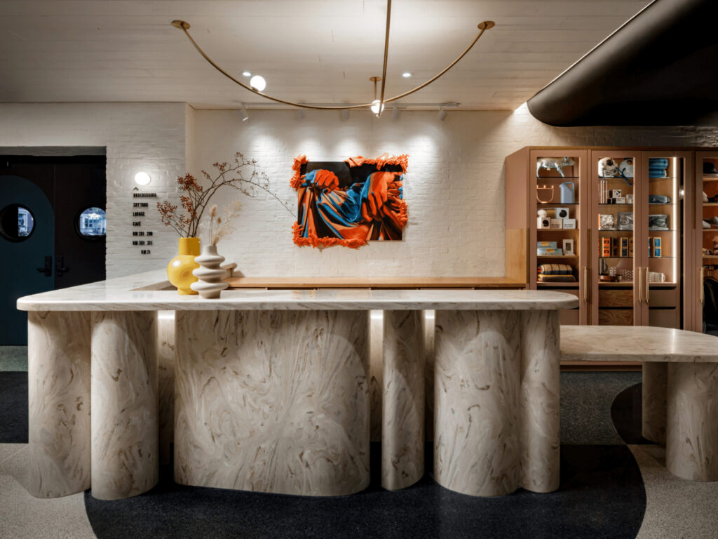 The Drake Hotel, Toronto Holiday, Holiday to Ontario