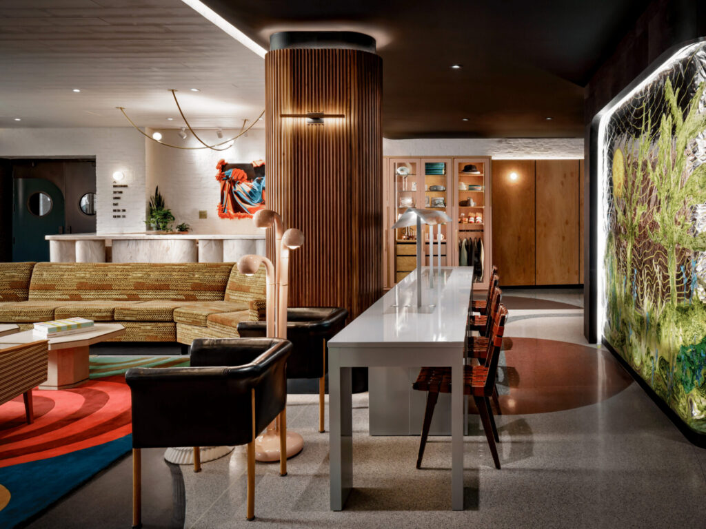 The Drake Hotel, Toronto Holiday, Holiday to Ontario