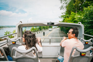 Hop-on hop-off sightseeing, Ottawa, Ontario Holiday
