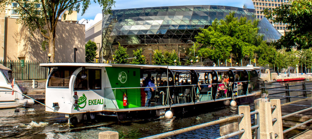 Rideau Canal Cruise, Ottawa, Ontario Holiday