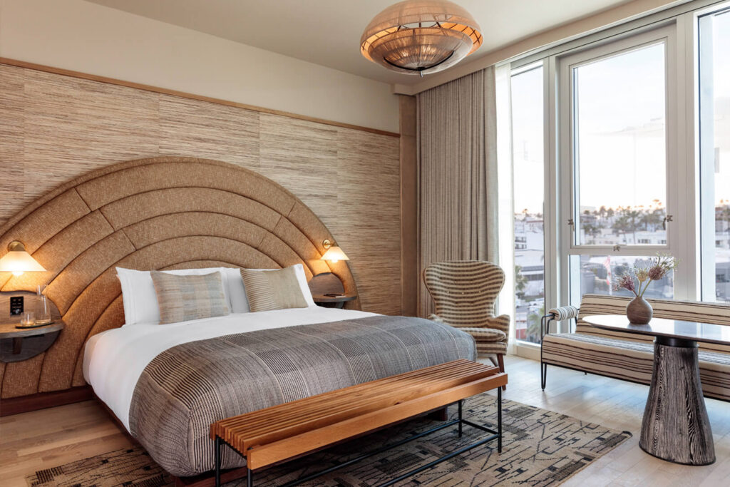 King Guestroom - Hotel Proper Santa Monica - Holidays to California