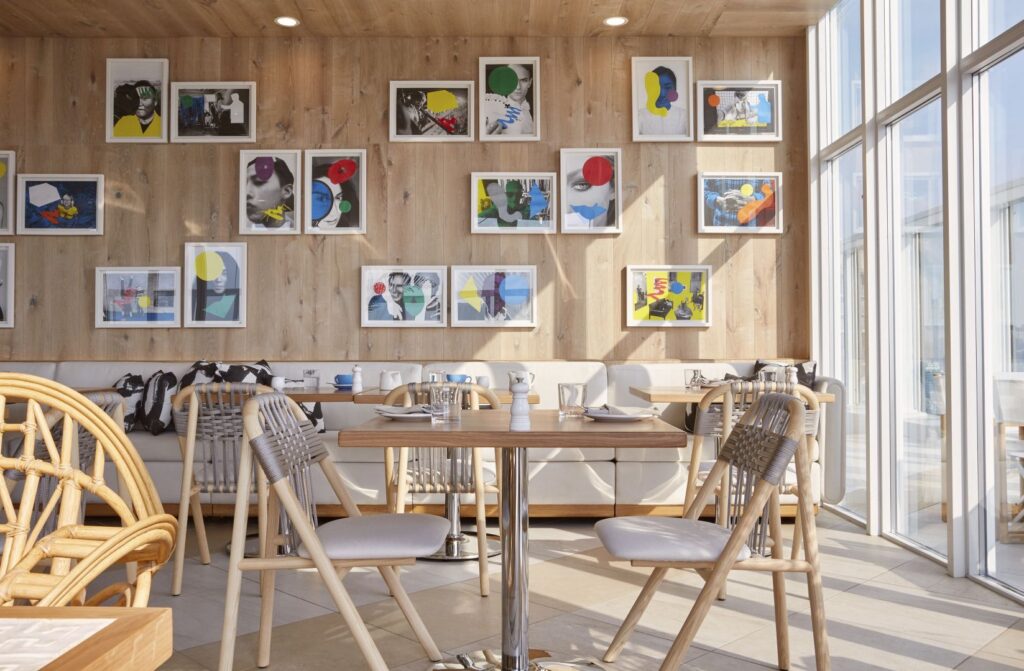 Kost Restaurant - Bisha Hotel - Holidays to Toronto