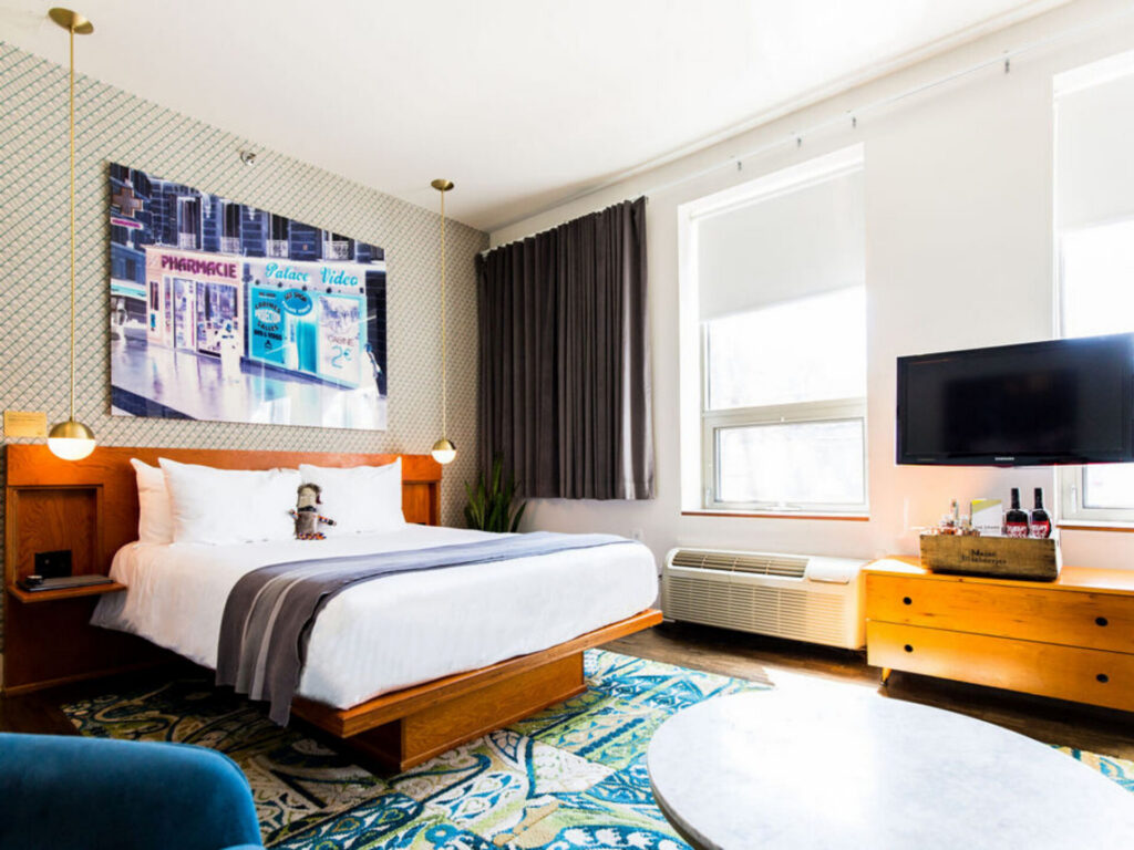 The Drake Hotel, Toronto Holiday, Holiday to Ontario