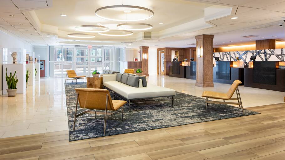 Lobby, doubletree by hilton pittsburgh downtown, pennsylvania