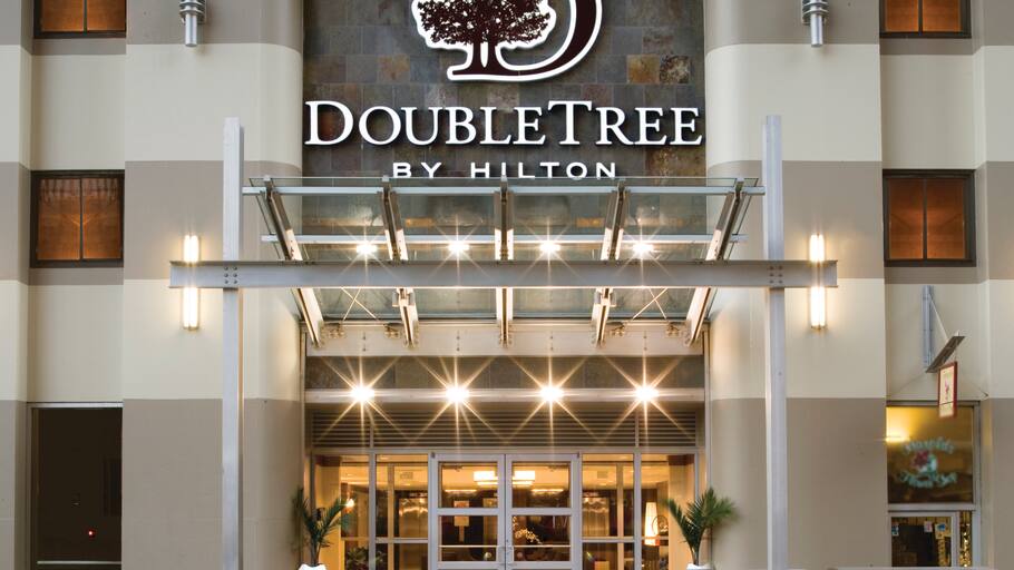 Welcome sign, doubletree by hilton pittsburgh downtown, pennsylvania