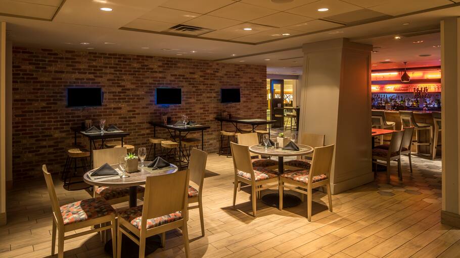 Bigelow Grill, doubletree by hilton pittsburgh downtown, pennsylvania