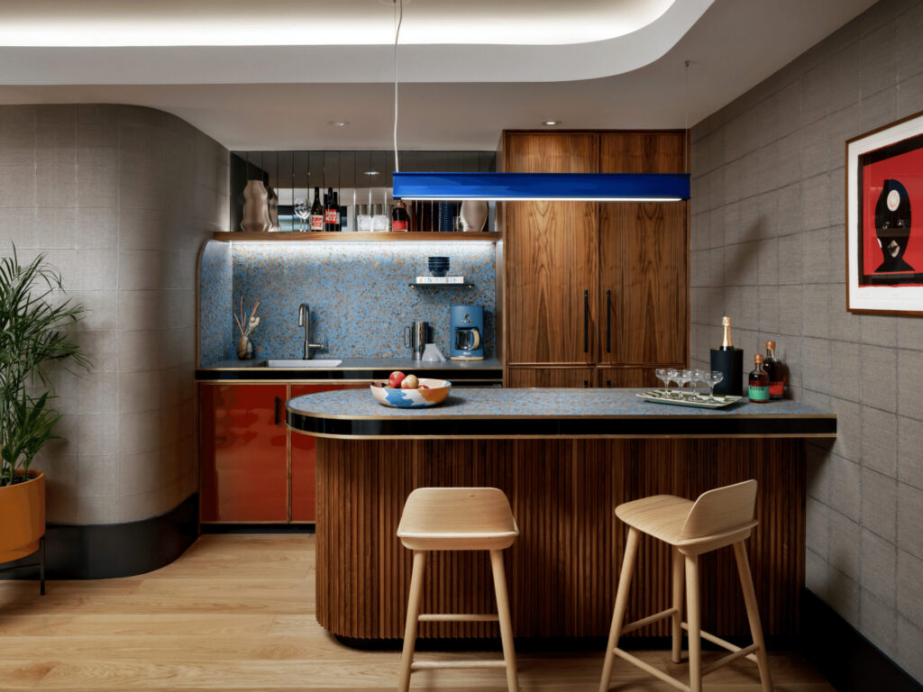 The Drake Hotel, Toronto Holiday, Holiday to Ontario