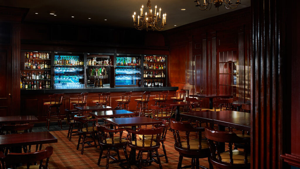 the Tap Room, Omni Pittsburgh, Pennsylvania