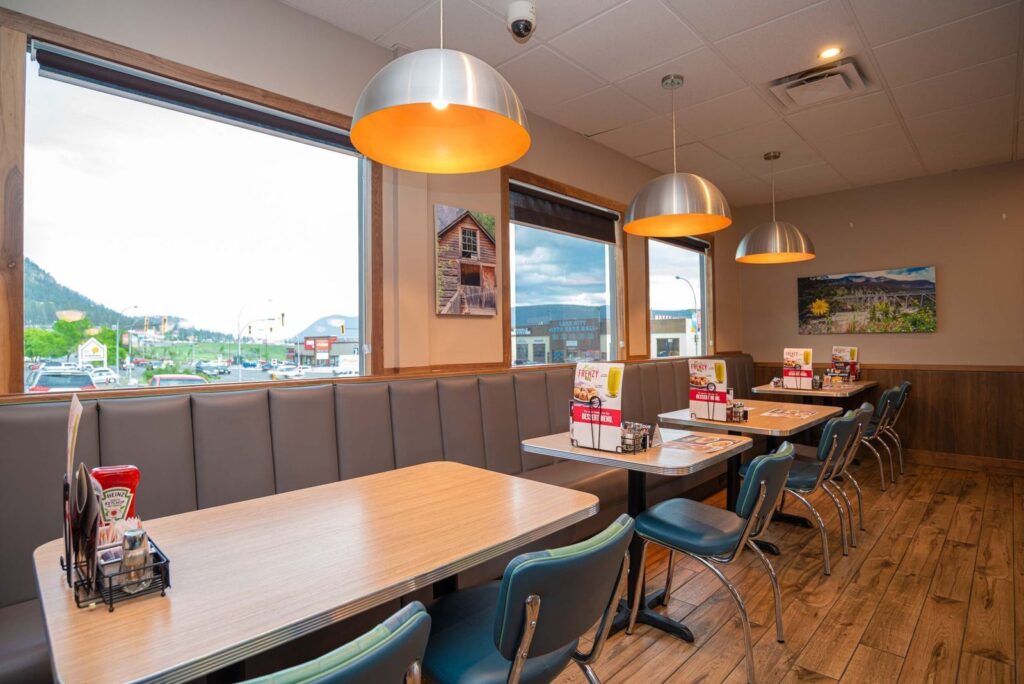 Denny's Restaurant, Sandman Williams Lake - Holidays to Northern British Columbia