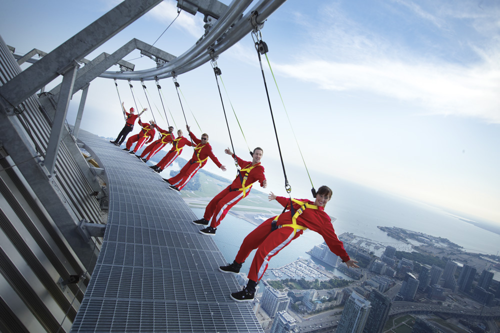 Edgewalk CN Tower - Holidays to Ontario