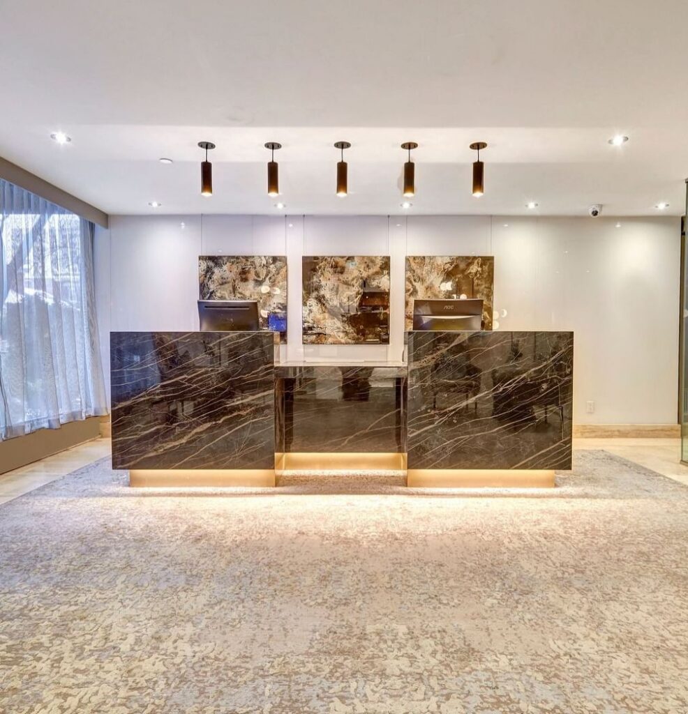 Town Inn Suites, Toronto Holiday, Ontario Holiday