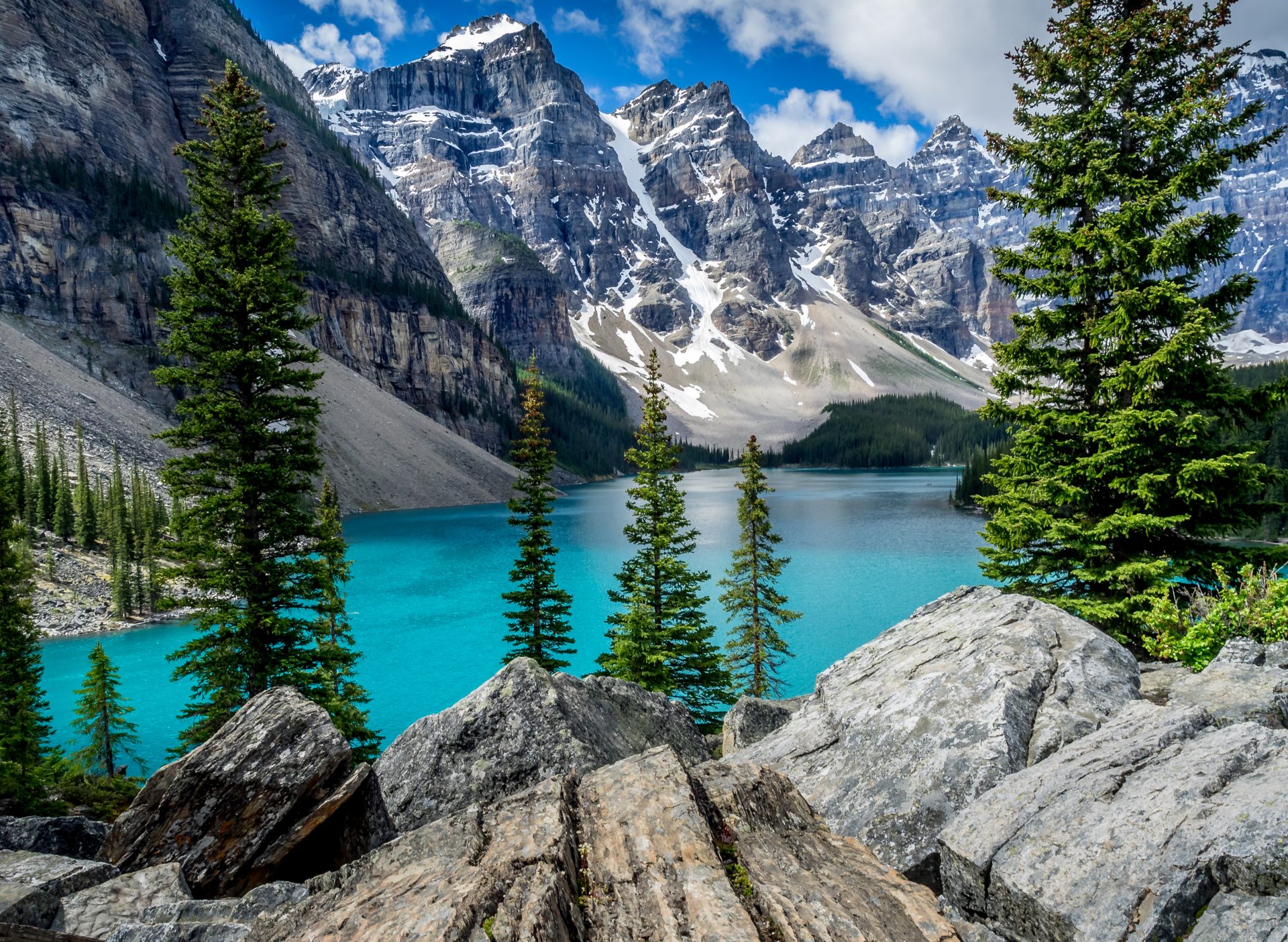 Save up to £200pp on escorted tour holidays